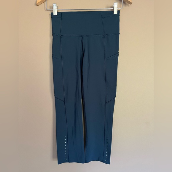 {Lululemon} Fast & Free Crop II Nulux 19" in Nocturnal Teal - Womens 4 - Picture 1 of 11